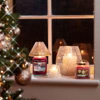 Yankee Candle Glittering Star Medium Jar Extra Image 1 Preview